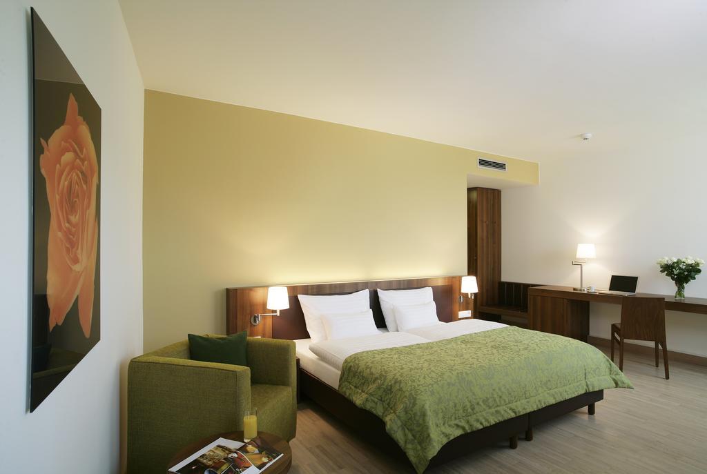 Hotel Die Zeit Санкт-Файт-ан-дер-Глан Экстерьер фото