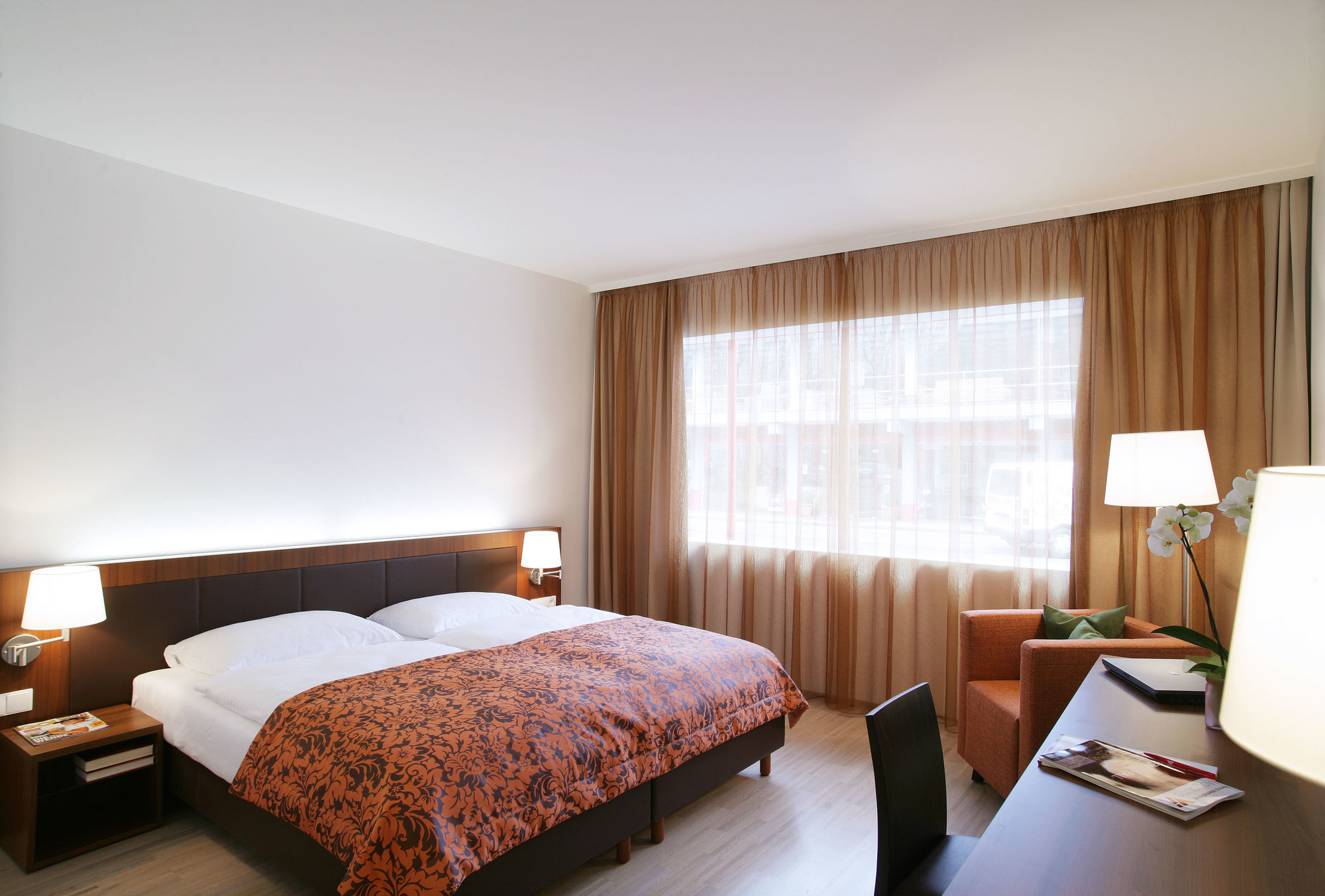 Hotel Die Zeit Санкт-Файт-ан-дер-Глан Экстерьер фото