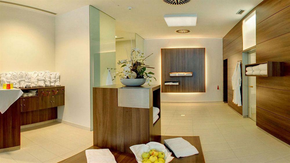 Hotel Die Zeit Санкт-Файт-ан-дер-Глан Экстерьер фото